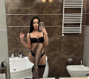 100 % Reala - Bruneta Top- Antonia
