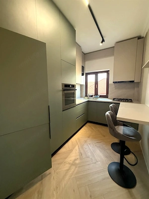 Apartament 2 camere, 60 mp, zona Rovine - imagine 3