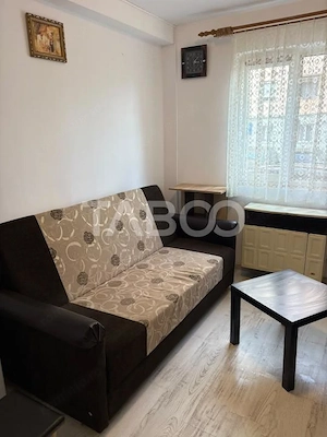 Garsoniera de vanzare 18 mpu in zona Broscarie - imagine 3
