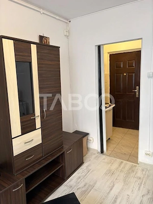 Garsoniera de vanzare 18 mpu in zona Broscarie - imagine 5