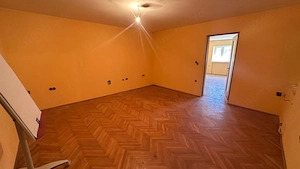 Apartament la casa 110mp strada Faurului - imagine 5