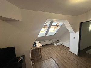 Apartament 3 camere, 75 mp, zona Ultracentral - imagine 8