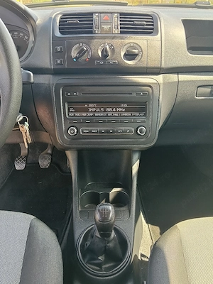 Skoda Fabia 2014, 1.2 benzina,manuala, RAR efectuat - imagine 6