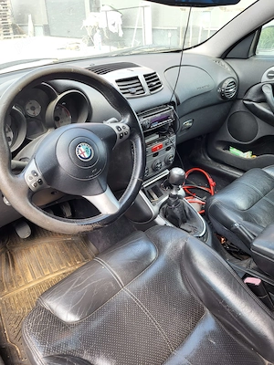 Alfa romeo gt 2004 de vânzare  - imagine 4