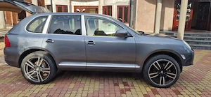 Porsche Cayenne - an 2006 - avariat