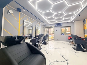 Sp.Comercial / Salon 80 mp+ 4 Parcări | 2 Luni GRATIS | Drum.Ghindari - imagine 3