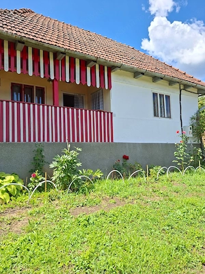Căsuță de poveste în inima muntelui   2 camere | 2.446 mp teren - imagine 10