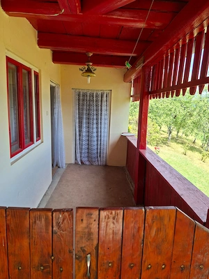 Căsuță de poveste în inima muntelui   2 camere | 2.446 mp teren - imagine 14