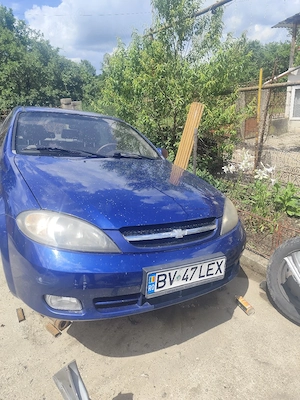 Mașini întregi pentru piese sau rabla . Se și dezmembrează la cerere. 