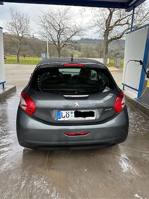 Peugeot 208 - imagine 5