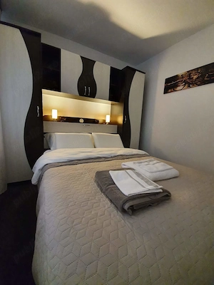 Închiriez apartament cu 3 Camere lângă Mănăstirea Curtea de Arges - imagine 3