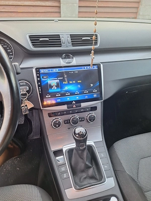 Volkswagen Passat  - imagine 4
