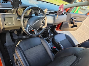 Dacia Duster 4 x 4 - Motorina - din 05.2026  km - Portocalie - primul proprietar - 18400 euro - imagine 9