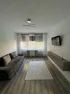 Inchiriez apartament cu 2 camere - imagine 2