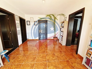 CASA P +E  5 camere -Cosoveni - imagine 8