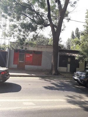 Vind doua Spatii comerciale , locuinta si teren 110 mp la curte avantajos - imagine 9
