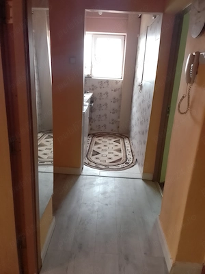 Apartament cu trei camere 