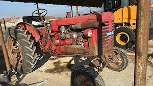 Vind tractor UTOS