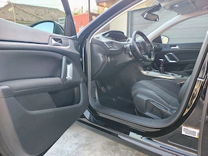 Peugeot 308 1.5 BlueHDi - imagine 13