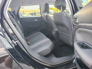 Peugeot 308 1.5 BlueHDi - imagine 18