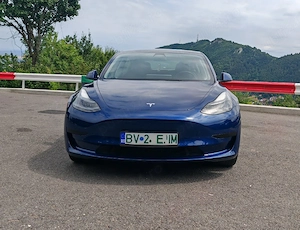 Tesla model 3 - imagine 2