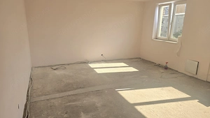 Vand apartament cu 2 camere transformat intr-un apartament cu 1 camera in Deva, zona Dacia,