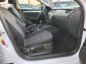 Skoda Octavia 1.6 TDI AMBITION - imagine 14