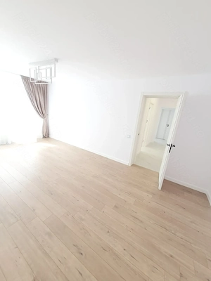 Vand Apartament 2 camere 60mp Utili Decomandat Renovat NOUA BRASOV - imagine 5