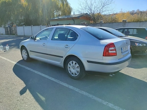 Skoda Octavia 2.0 TDI Automata - imagine 4