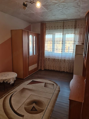  Închiriez Garsonieră în Caransebeș  - imagine 8