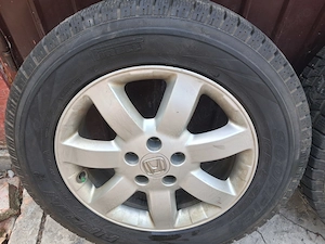 225 65 R 17  Pirelli Scorpion  iarna Honda CRV - imagine 2