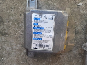 Piese disponibile din dezmembrare Honda Civic 1.3 sedan benzină hibrid 2005-2011 - imagine 9