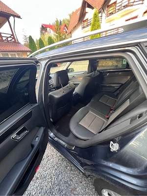 Mercedes E220 CDI 2011 - imagine 4