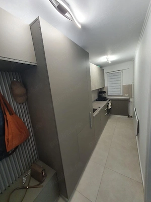apartament, 2 camere, zona luica - imagine 3
