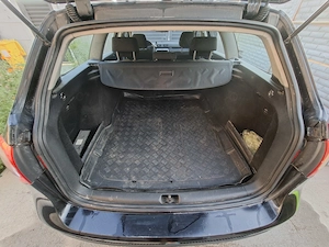 VW Passat B6 Variant 1.9 TDI 105 CP Climatronic Pilot Scaune încălzite Android - imagine 9