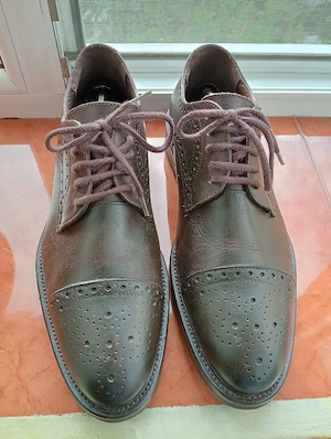 Vănd Pantofi