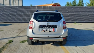 Dacia duster 1.5 dci 6 trepte euro 5 Facelift Prestige ,aer,piele,navi,210.000 km Import Germania  - imagine 3