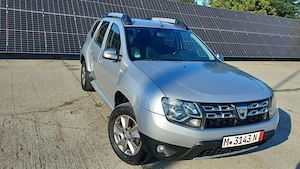 Dacia duster 1.5 dci 6 trepte euro 5 Facelift Prestige ,aer,piele,navi,210.000 km Import Germania  - imagine 2