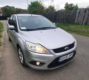 Ford Focus an 2011 euro 5 - imagine 8