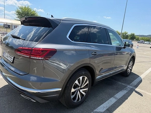 Volkswagen Touareg 3.0 V6 TDI 231 CP 4Motion | 2021 | Istoric complet | Stare excelentă - imagine 4