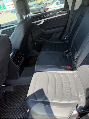 Volkswagen Touareg 3.0 V6 TDI 231 CP 4Motion | 2021 | Istoric complet | Stare excelentă - imagine 5