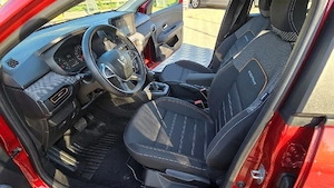 Vând Dacia Sandero Stepway
