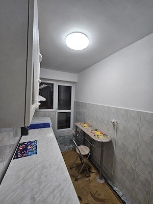 Inchiriez apartament 2 camere Tiglina 1 - imagine 4