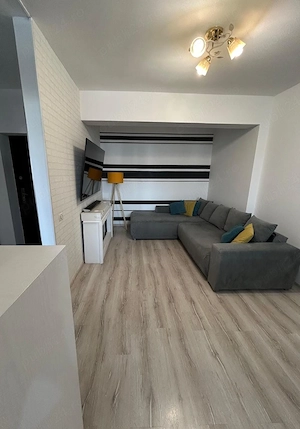 Apartament 3 camere | 2 bai | 67mp utili + balcon | Etaj 3 3 + pod | Parcare - imagine 2