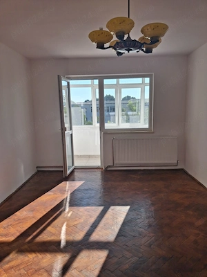 Proprietar închiriez apartament 2 camere decomandate  - imagine 2