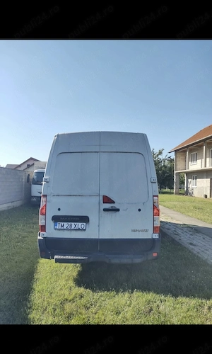 Microbuz Renault  - imagine 2