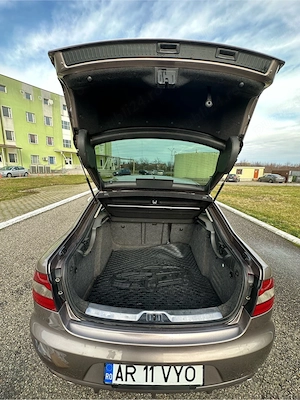 Vand Skoda Superb 2 an 2011 motor 1.6 tdi 136 cai 268000km reali - imagine 7