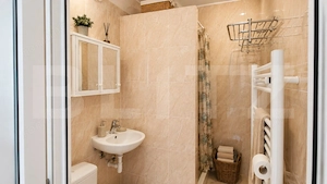Apartament cu 2 camere, 33.26 mp, zona Micro 14 - imagine 8