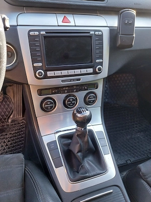 Volkswagen Passat B6 - imagine 6