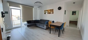Apartament cu 3 camere, 2 bai si loc de parcare - imagine 2